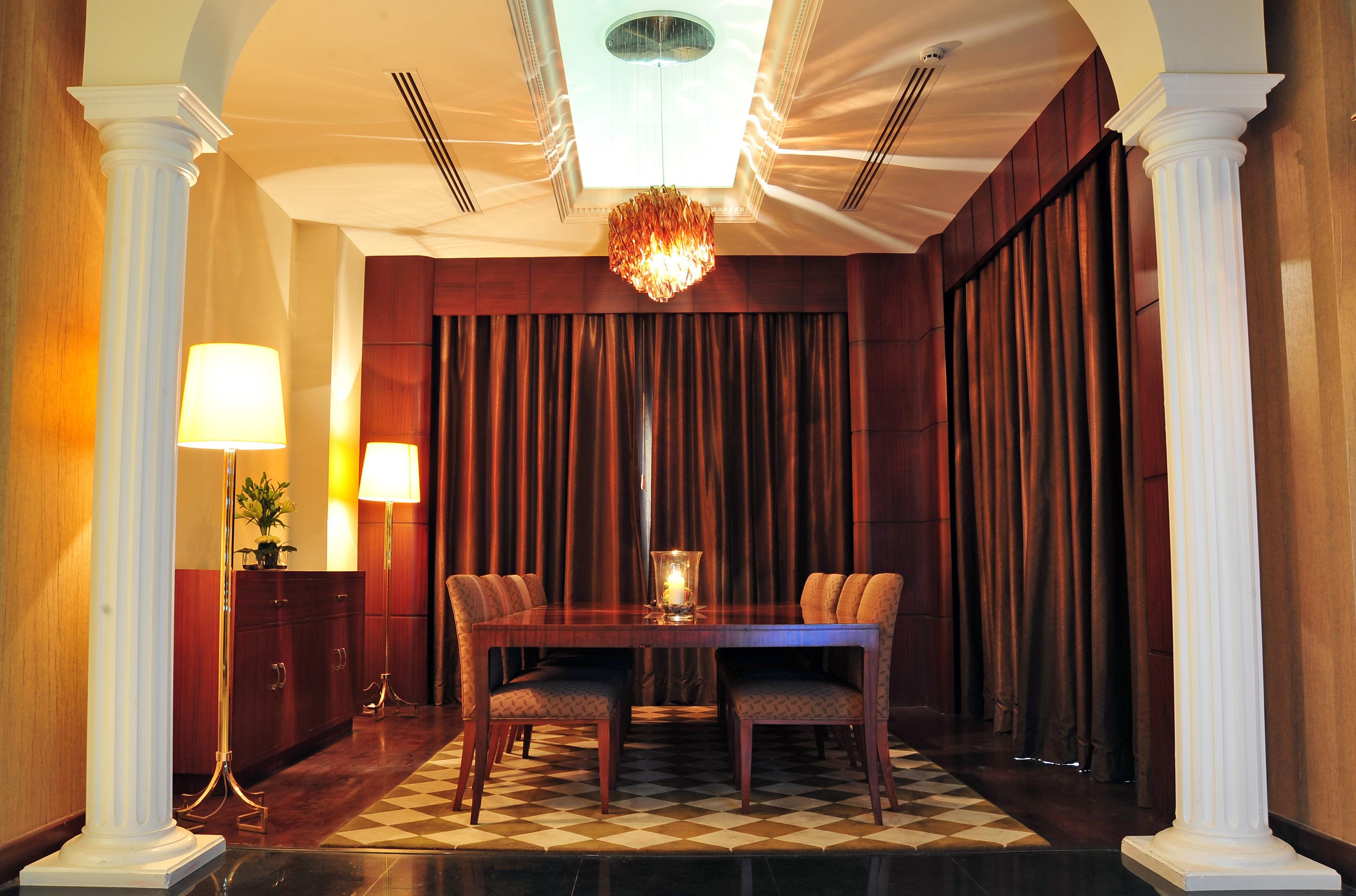 Отель Crowne Plaza Al Khobar By Ihg Экстерьер фото The interior of the hotel