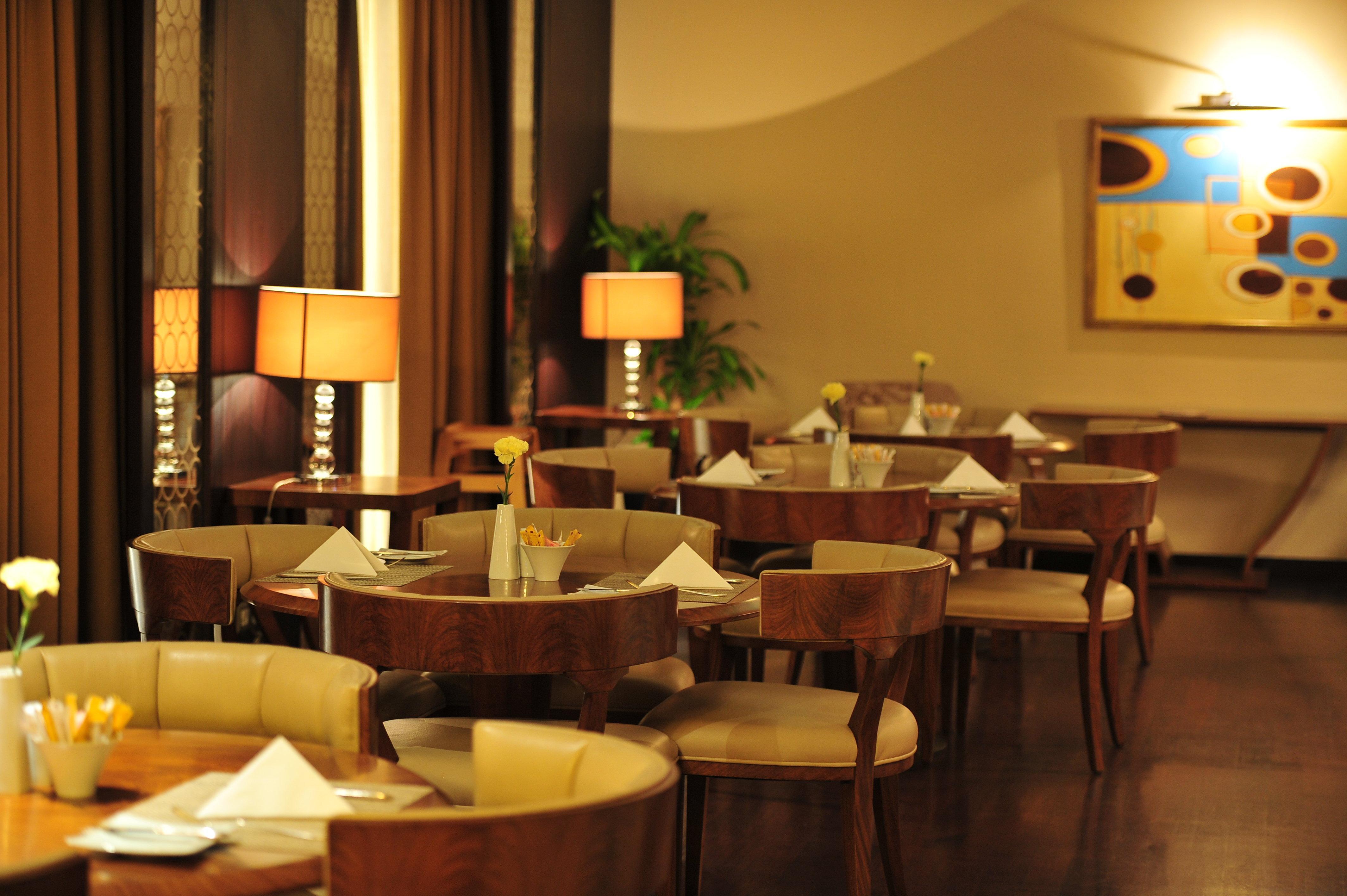 Отель Crowne Plaza Al Khobar By Ihg Экстерьер фото The interior of the restaurant