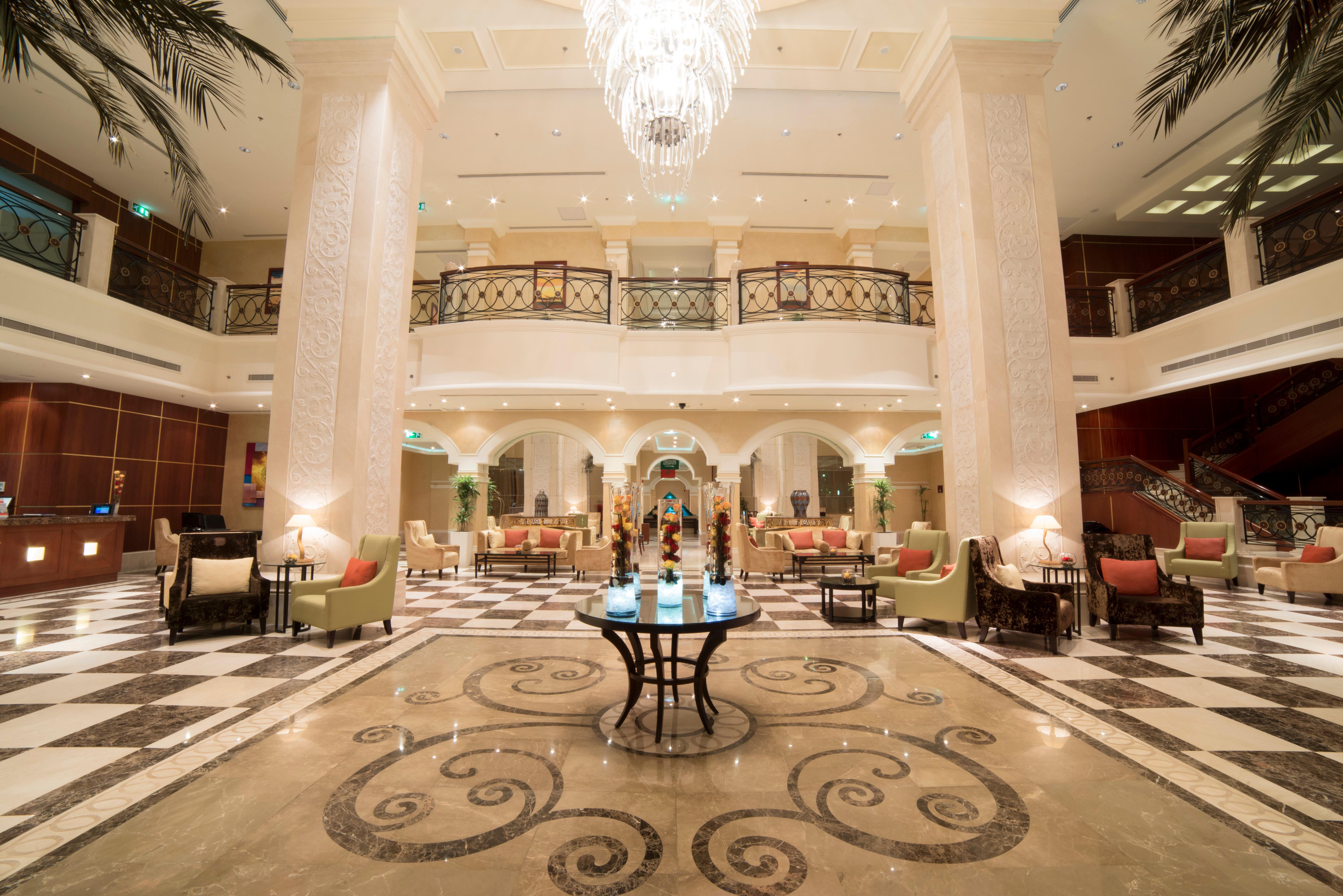 Отель Crowne Plaza Al Khobar By Ihg Экстерьер фото Lobby