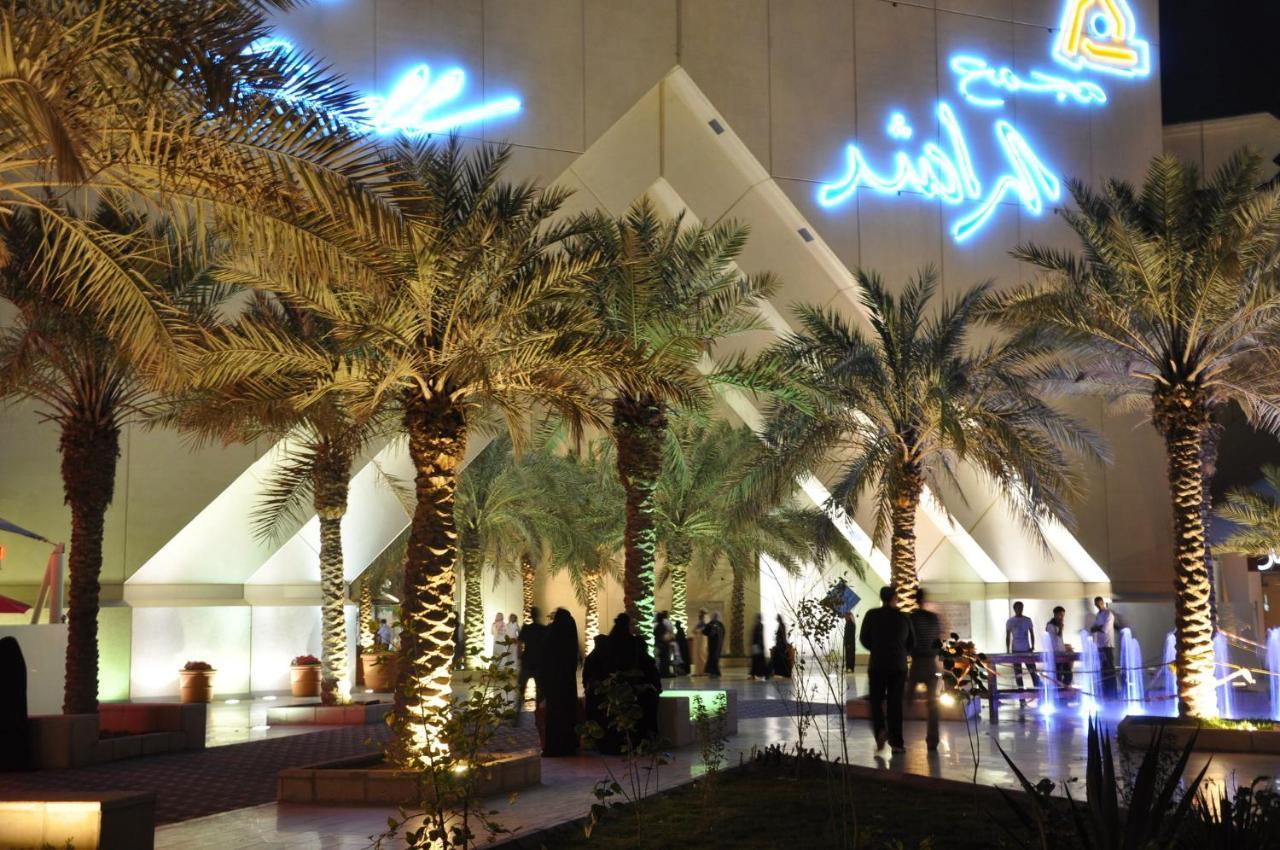 Отель Crowne Plaza Al Khobar By Ihg Экстерьер фото The main entrance of the museum