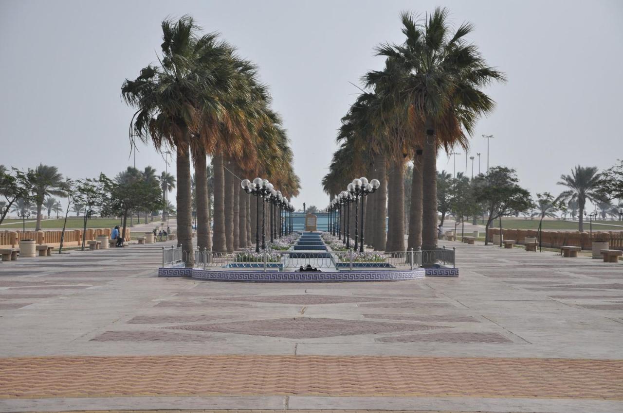 Отель Crowne Plaza Al Khobar By Ihg Экстерьер фото Al-Shaab Park